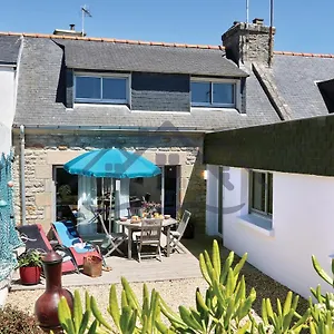 localise-la-maison-du-pecheur-a-20m-de-la-mer-situee-a.inbrittany.com/